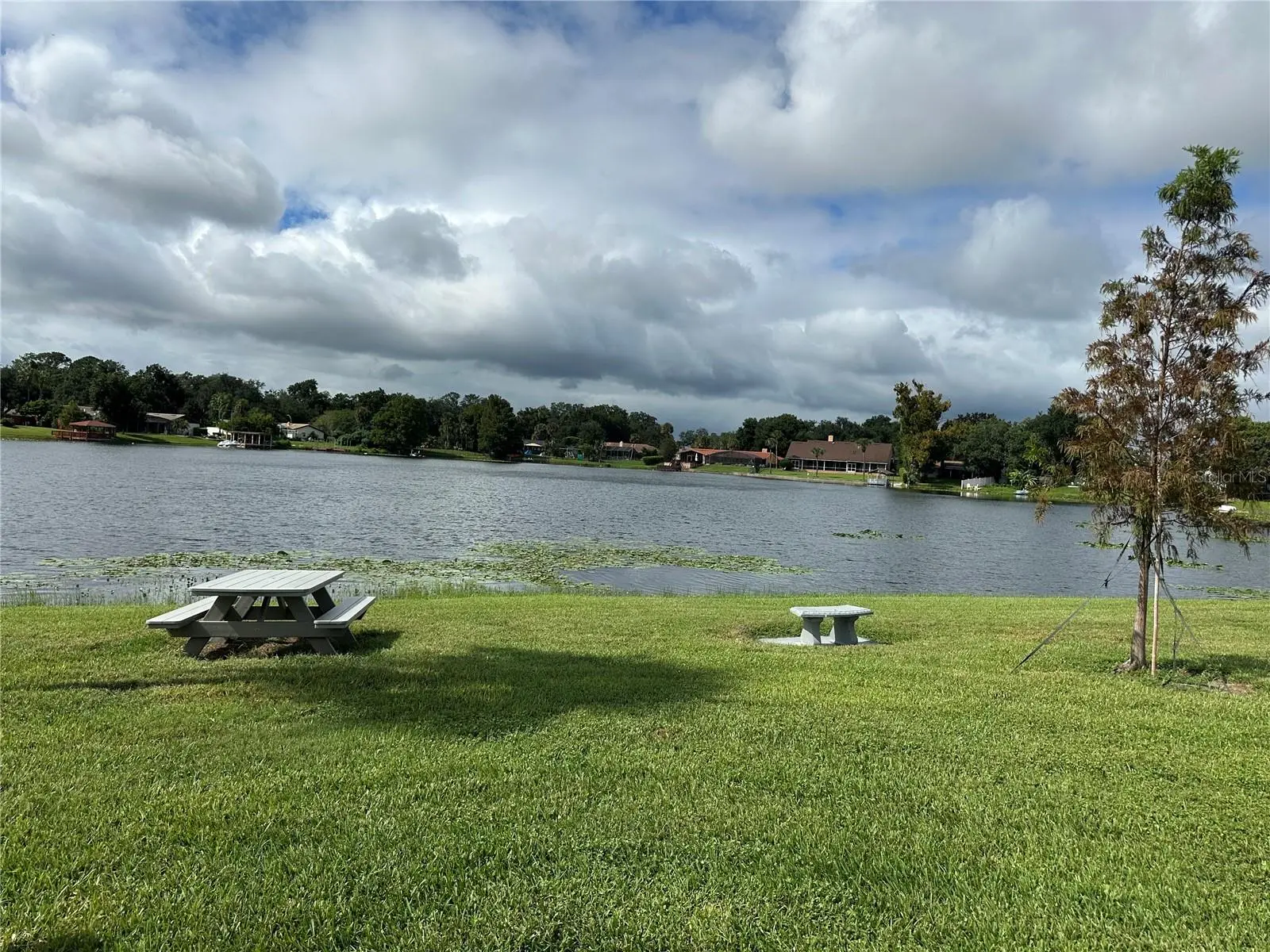 936 Lake Destiny Dr, FL