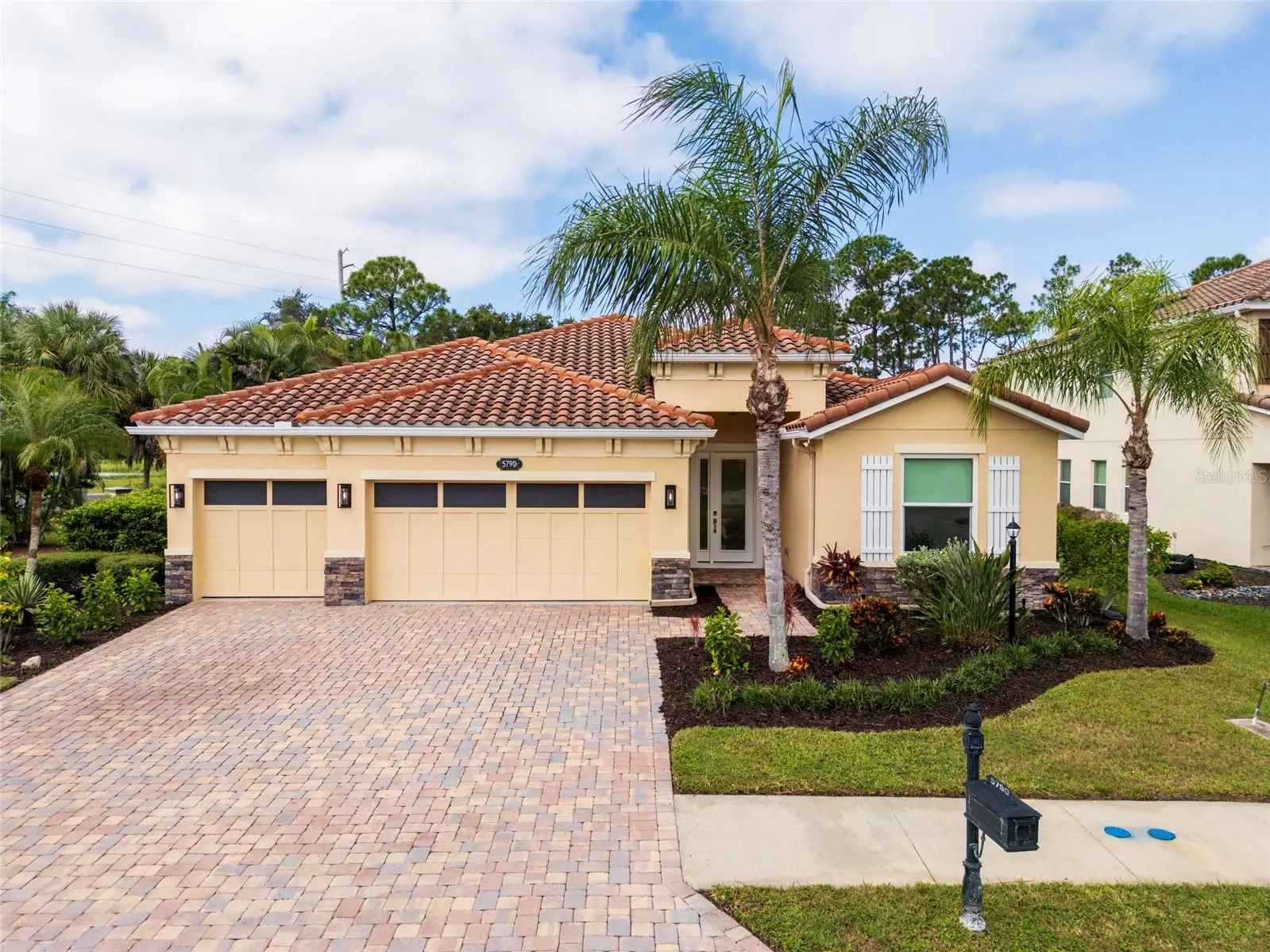 5790 Rock Dove Drive, FL