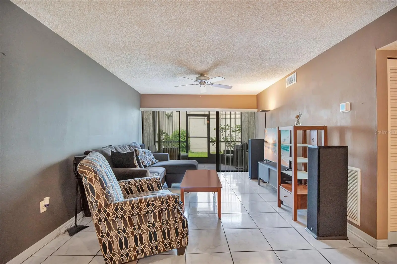 3278 Semoran Boulevard, FL