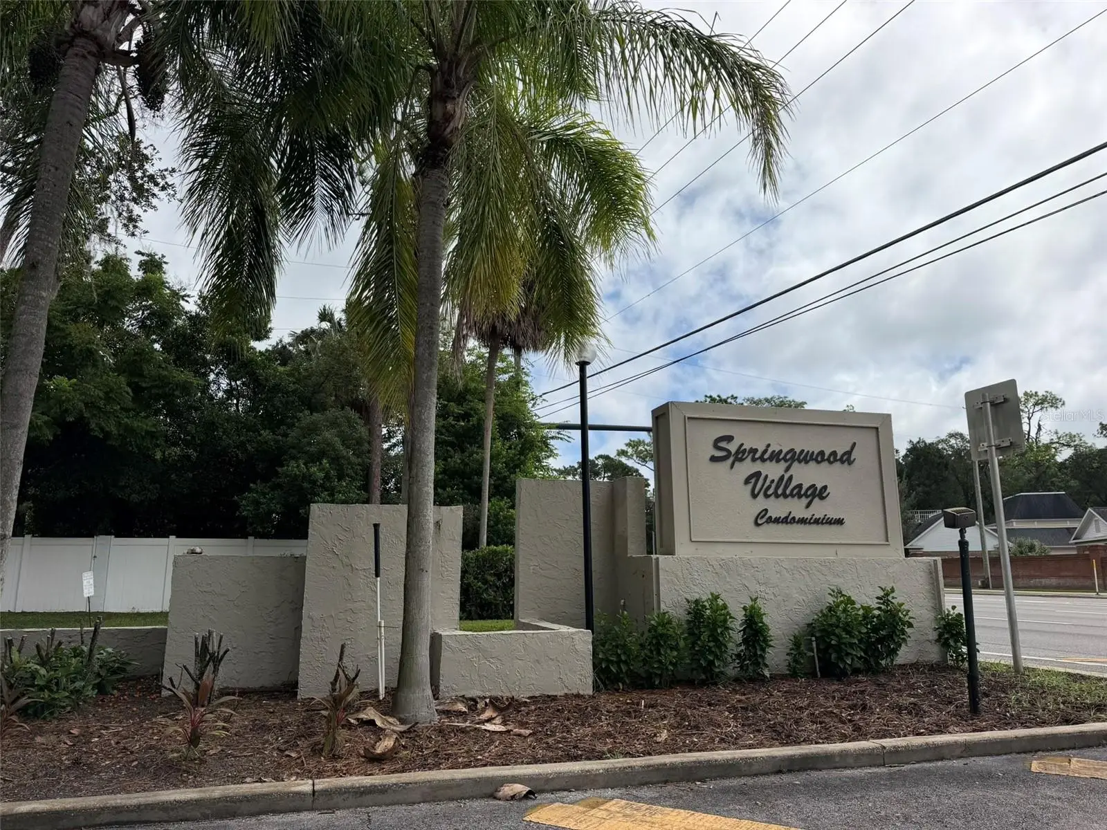 136 Springwood Circle, FL