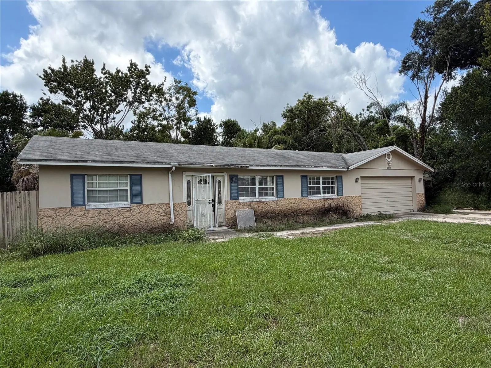 2828 Floral Way, FL