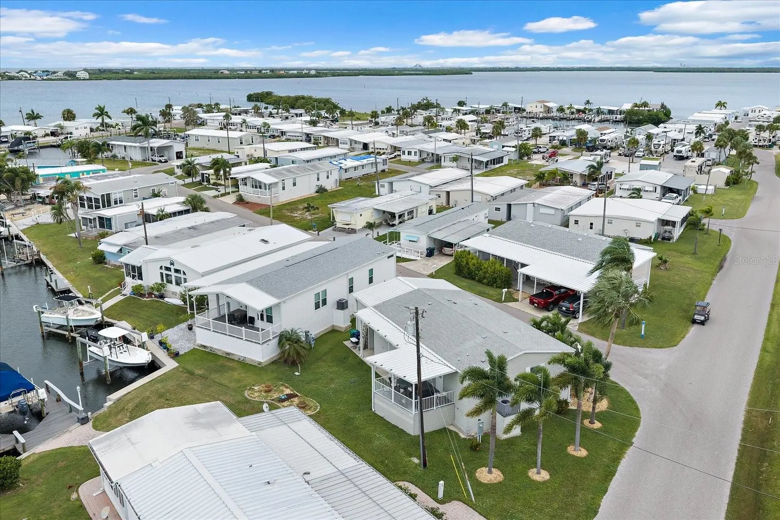298 Bahama Drive, FL