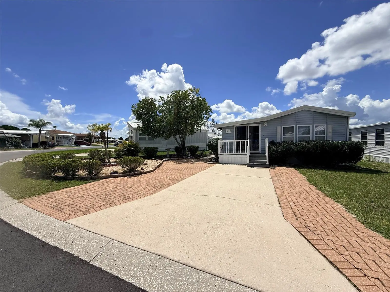 427 Center Crest Boulevard, FL