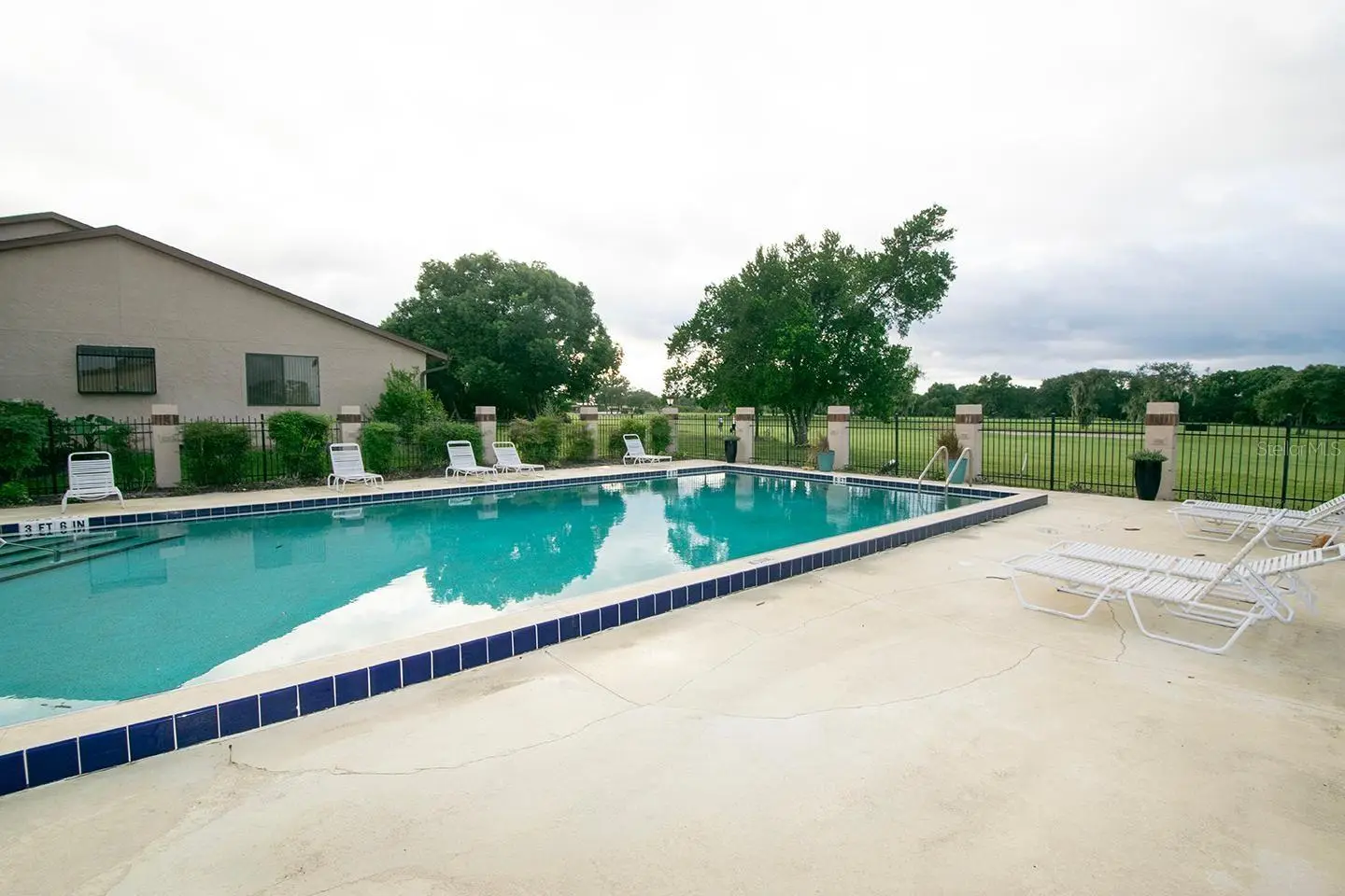 352 Golfside Cove, FL