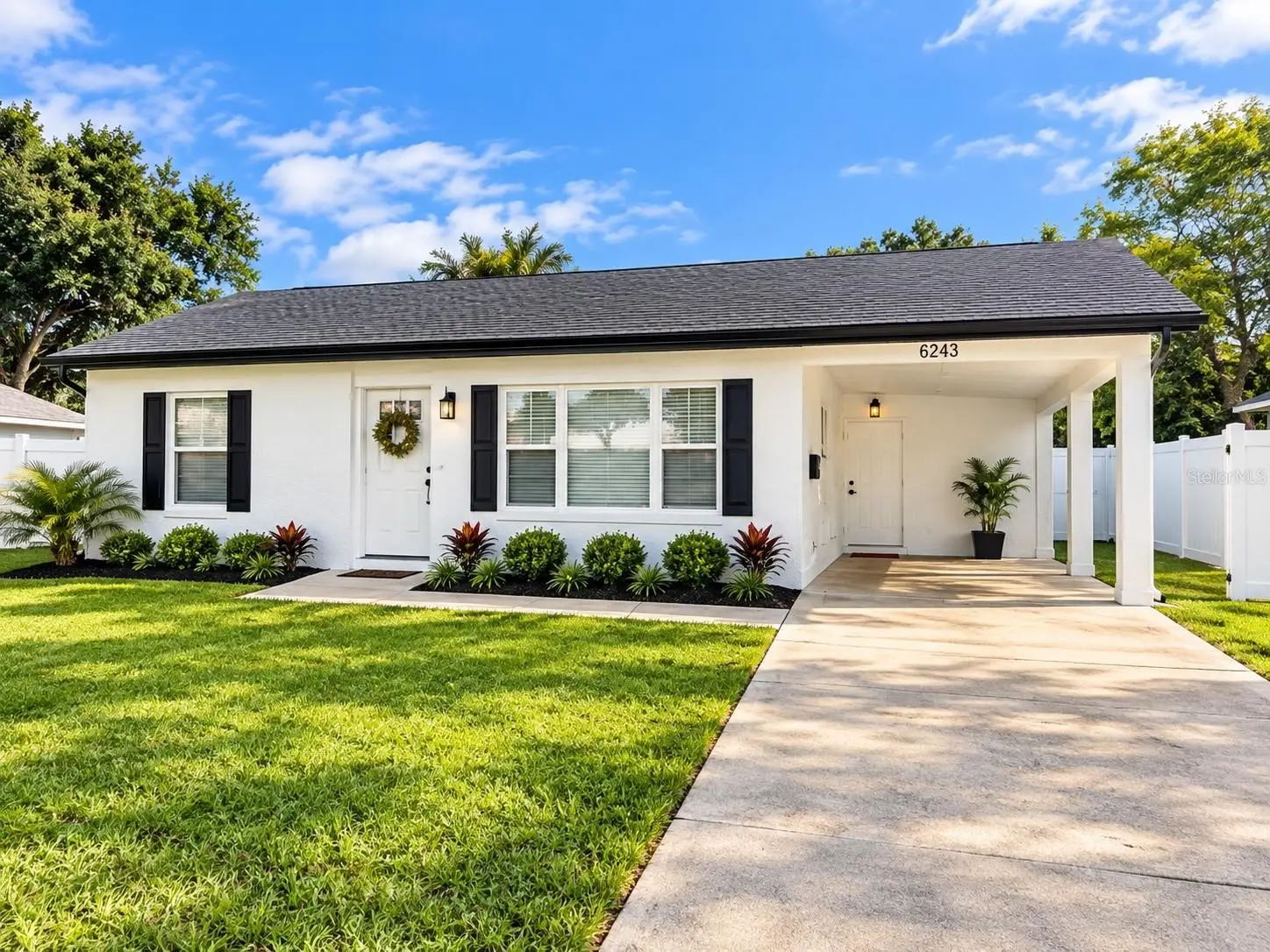 6243 Main Street, FL