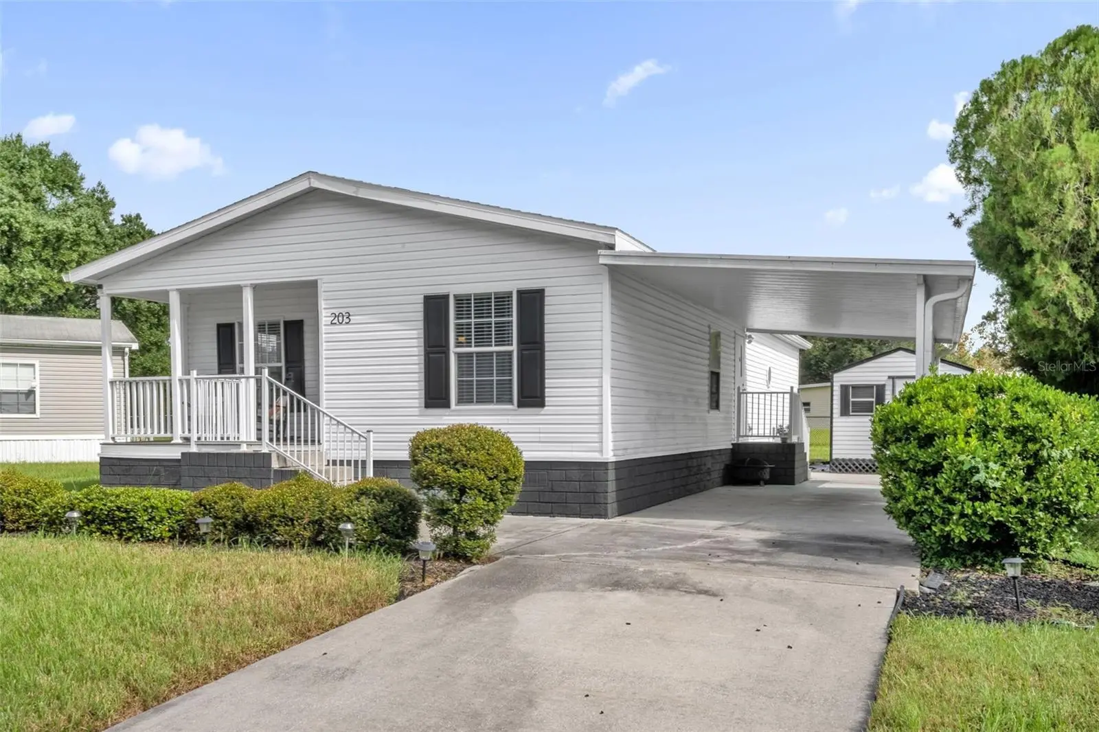 203 Ellsworth Drive, FL