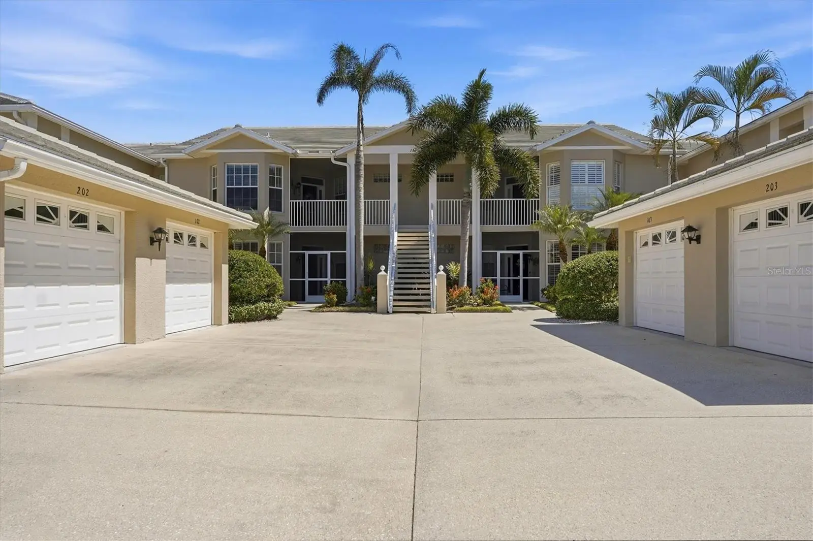 111 Woodbridge Drive, FL