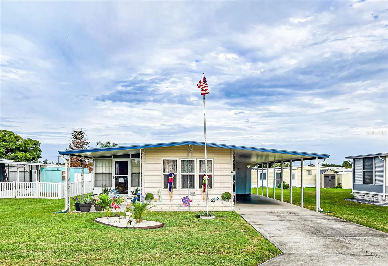 5402 Mohawk Street, FL