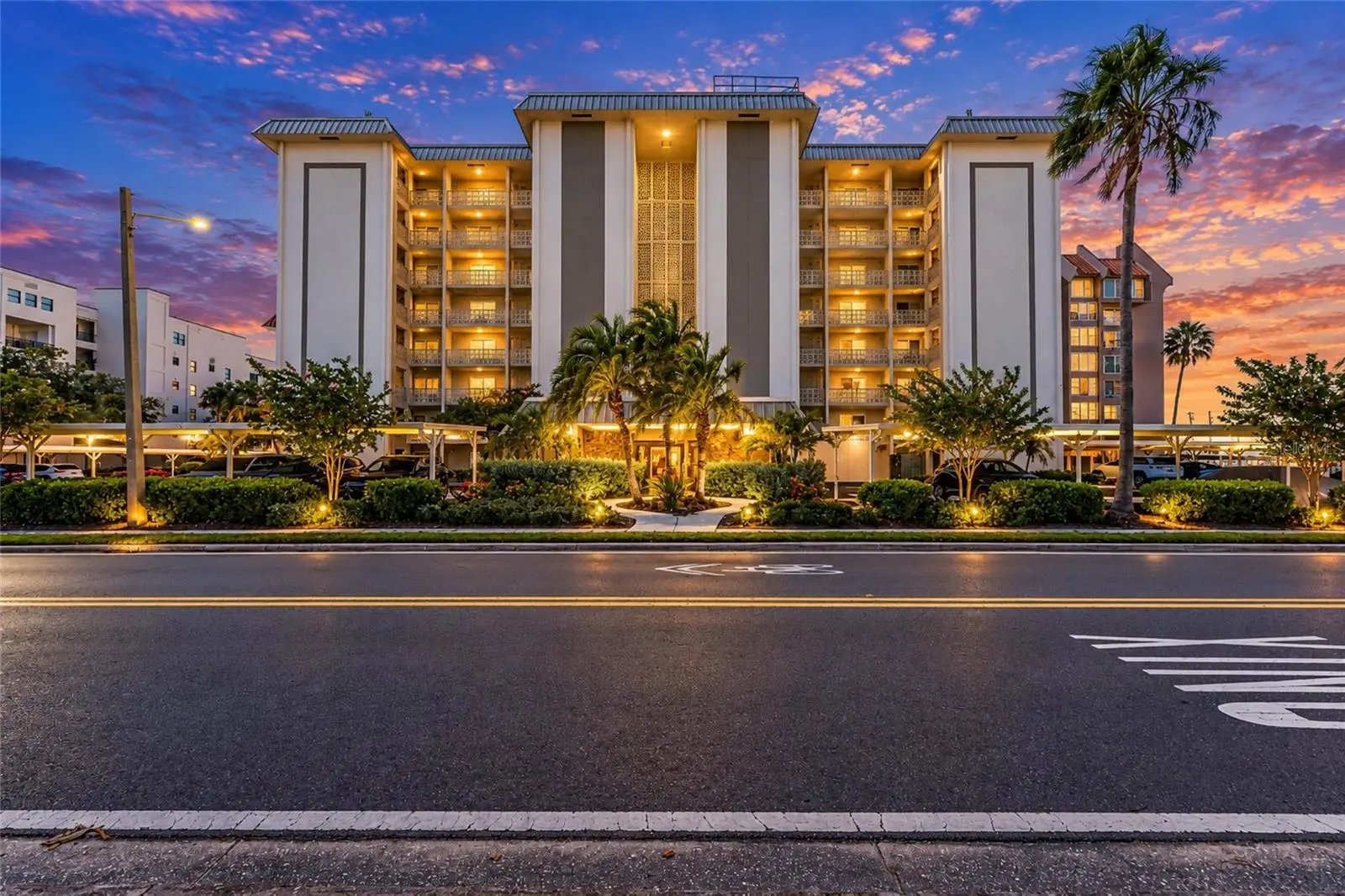 622 Edgewater Drive, FL