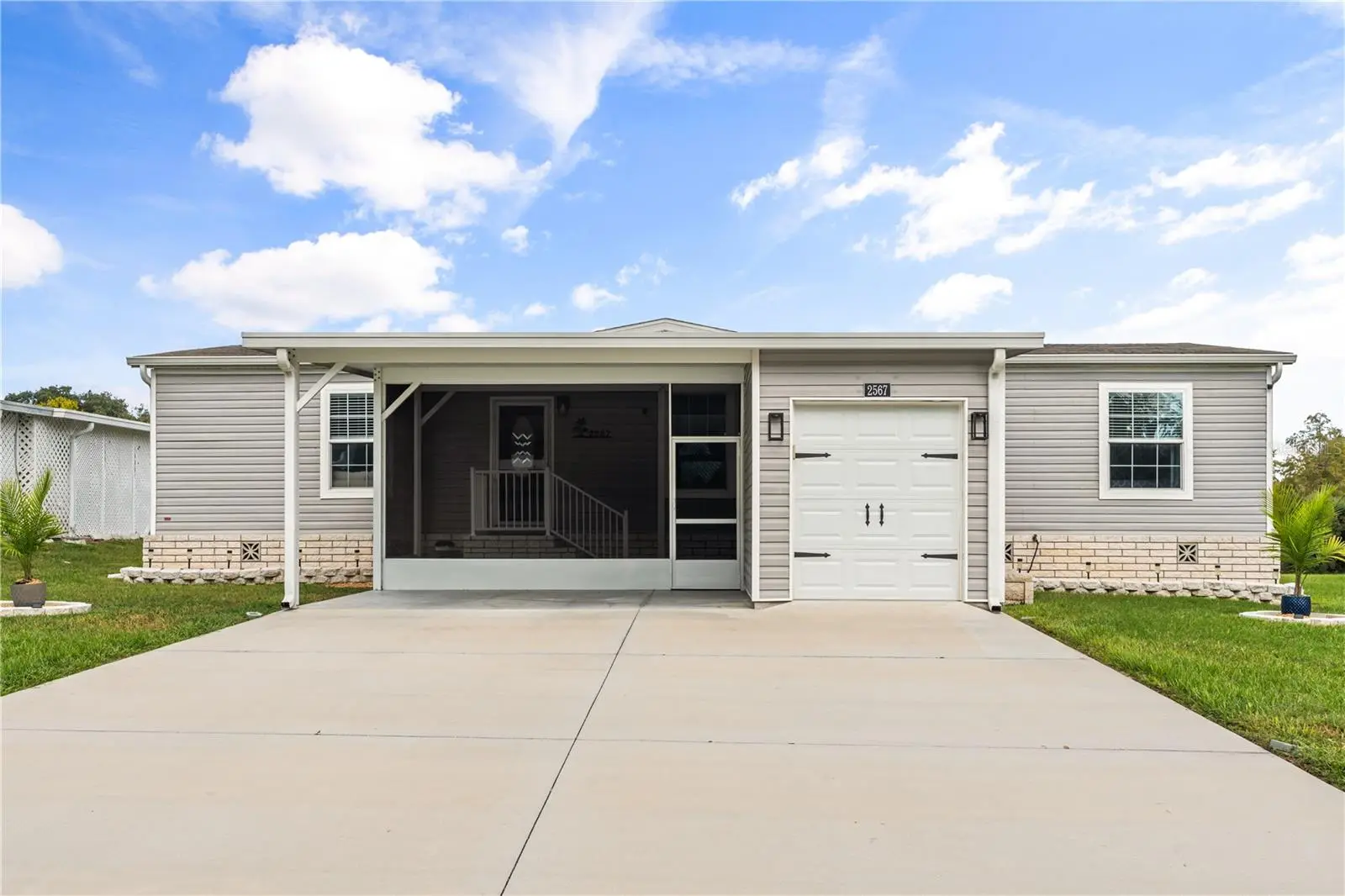 2567 Cayman Circle, FL