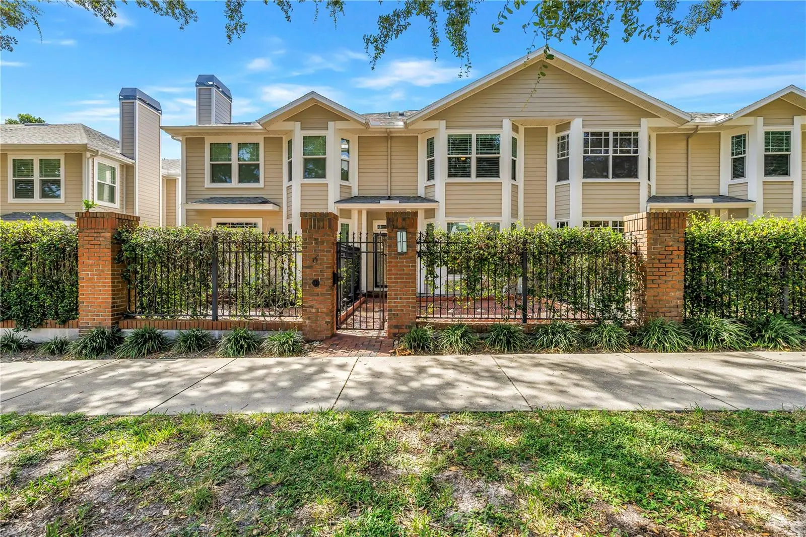 350 2nd Street, FL