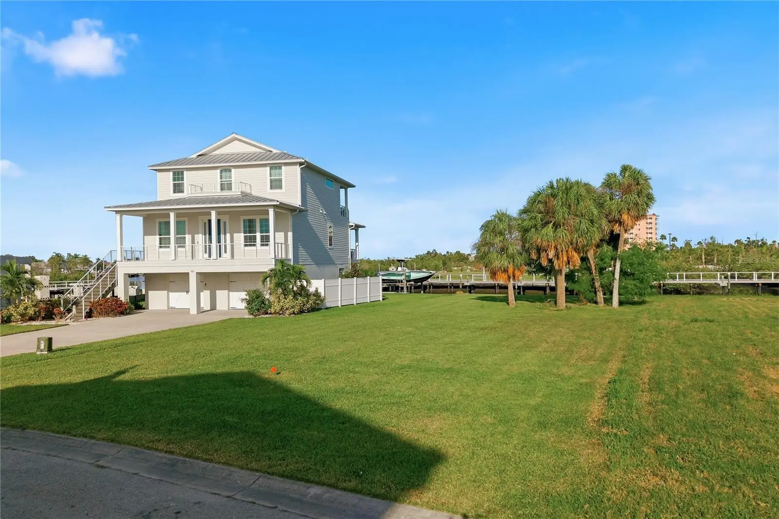 5807 Elisabethan Lane, FL