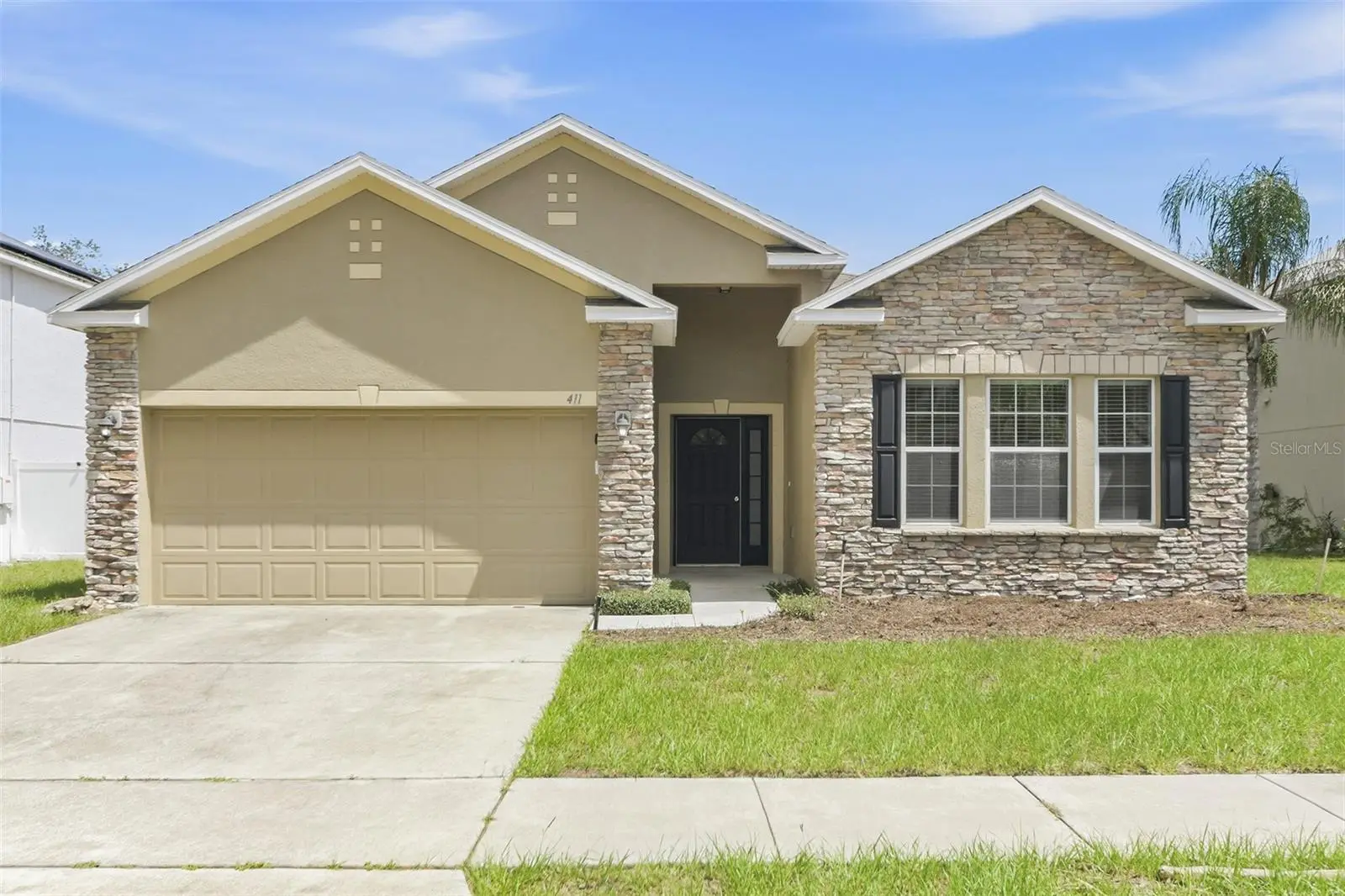 411 Hammerstone Avenue, FL