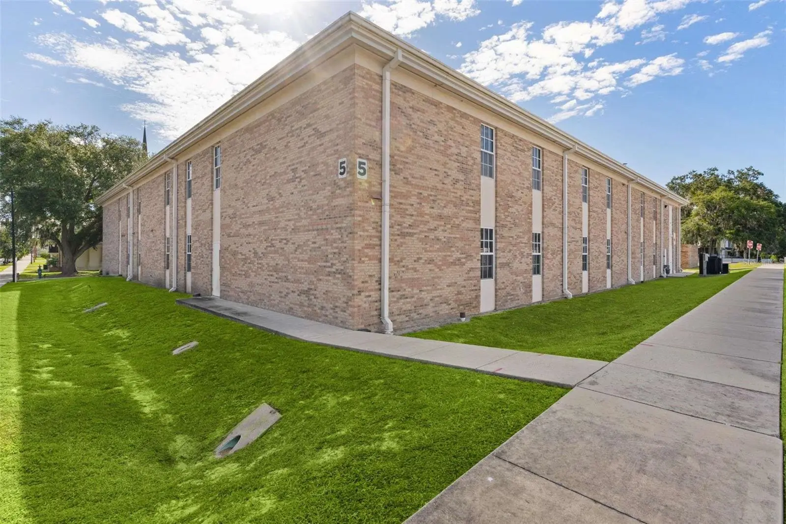1019 Main Street, FL