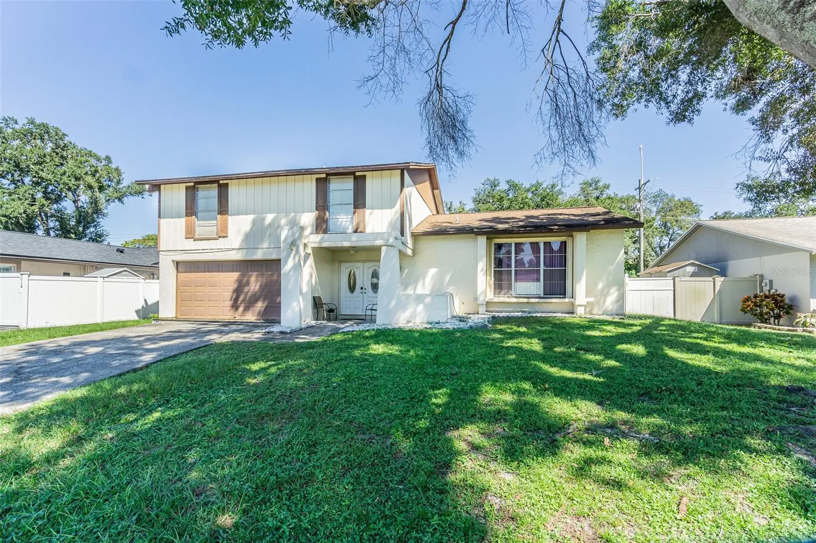 6811 Mitchell Circle, FL