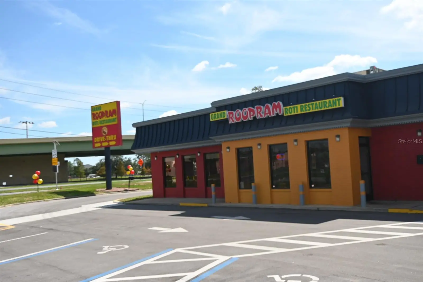 3200 Parkway Center Court, FL