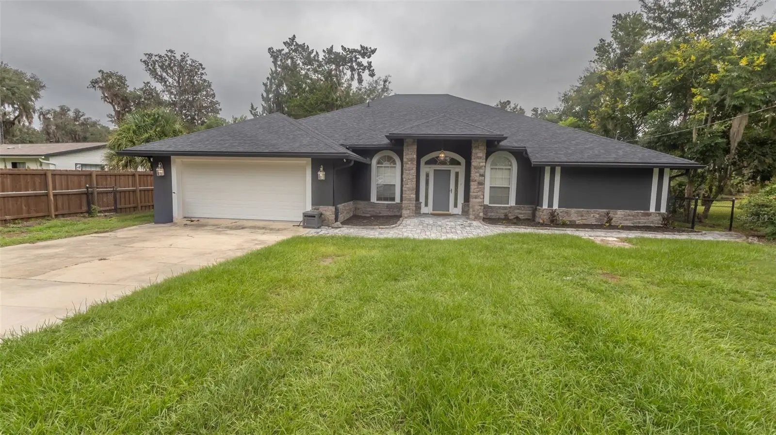 241 5th Avenue, FL