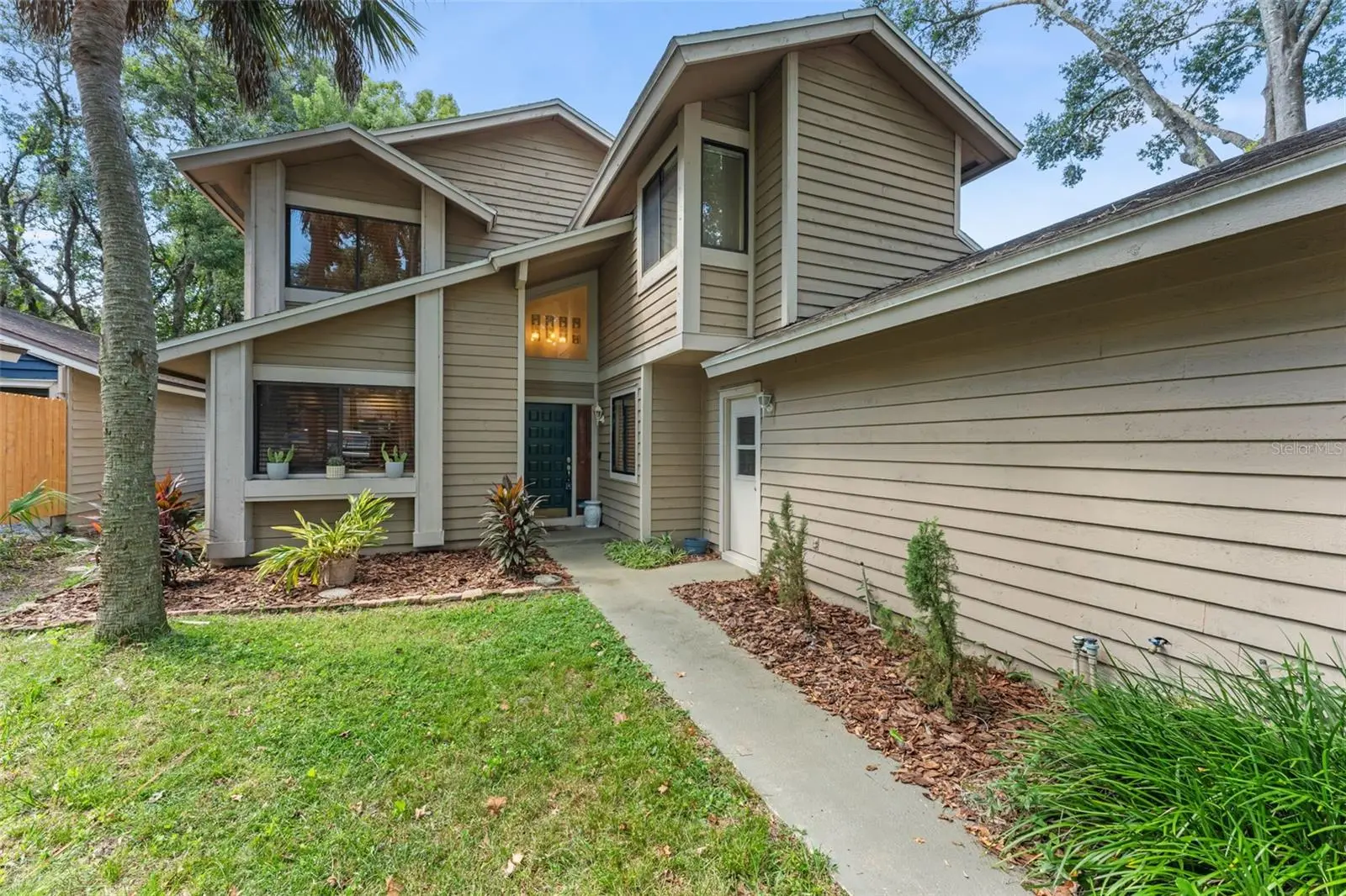 228 Fox Chase Point, FL