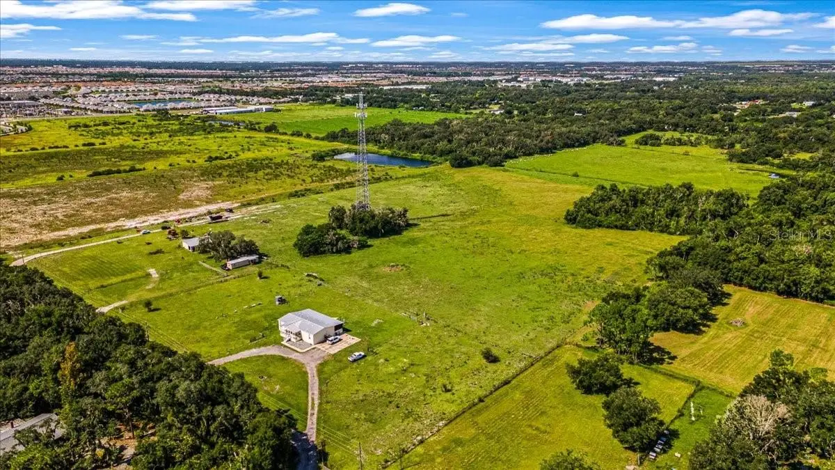 1703 Zipperer Road, FL