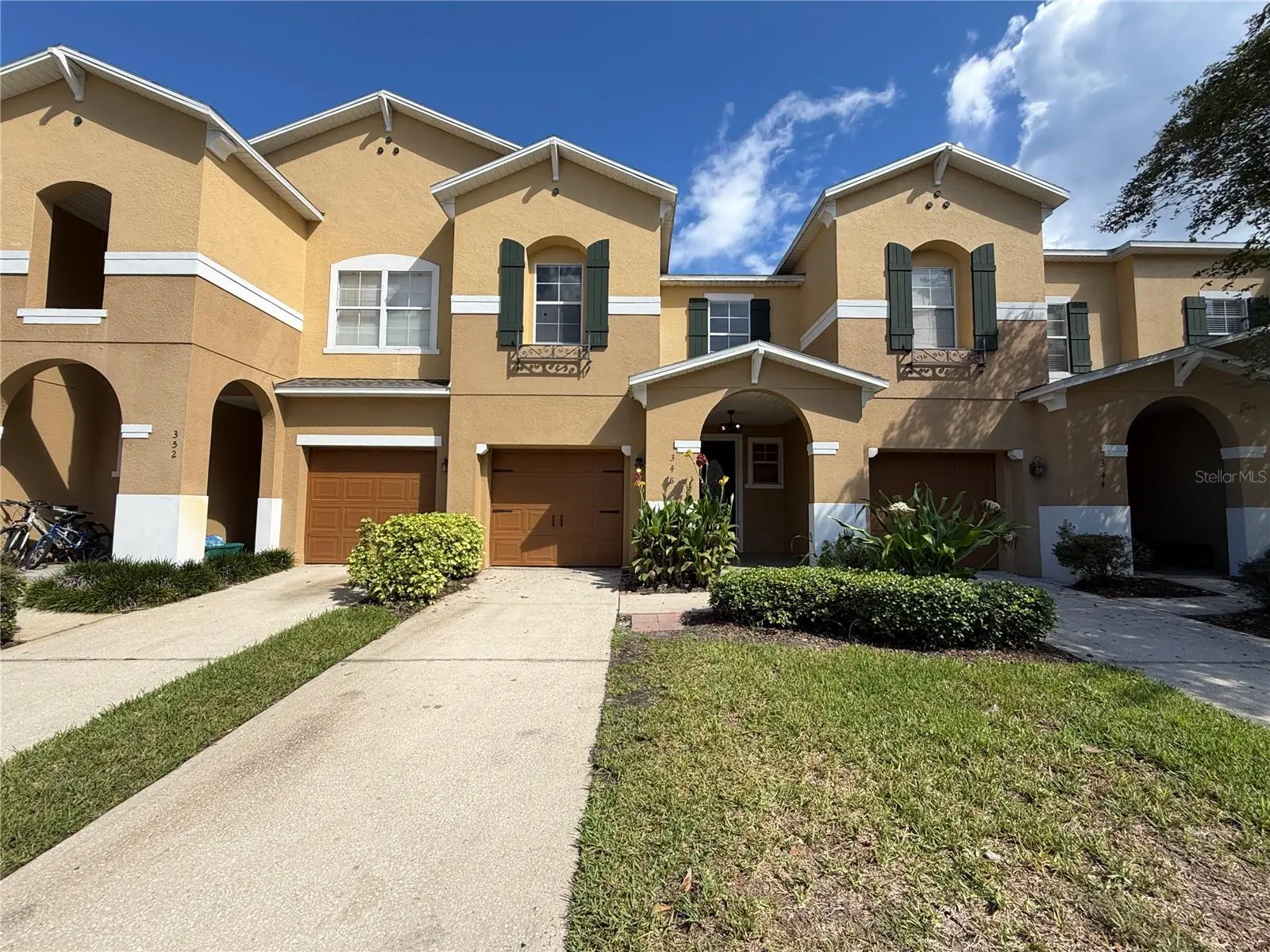 348 Golden Dewdrop Way, FL