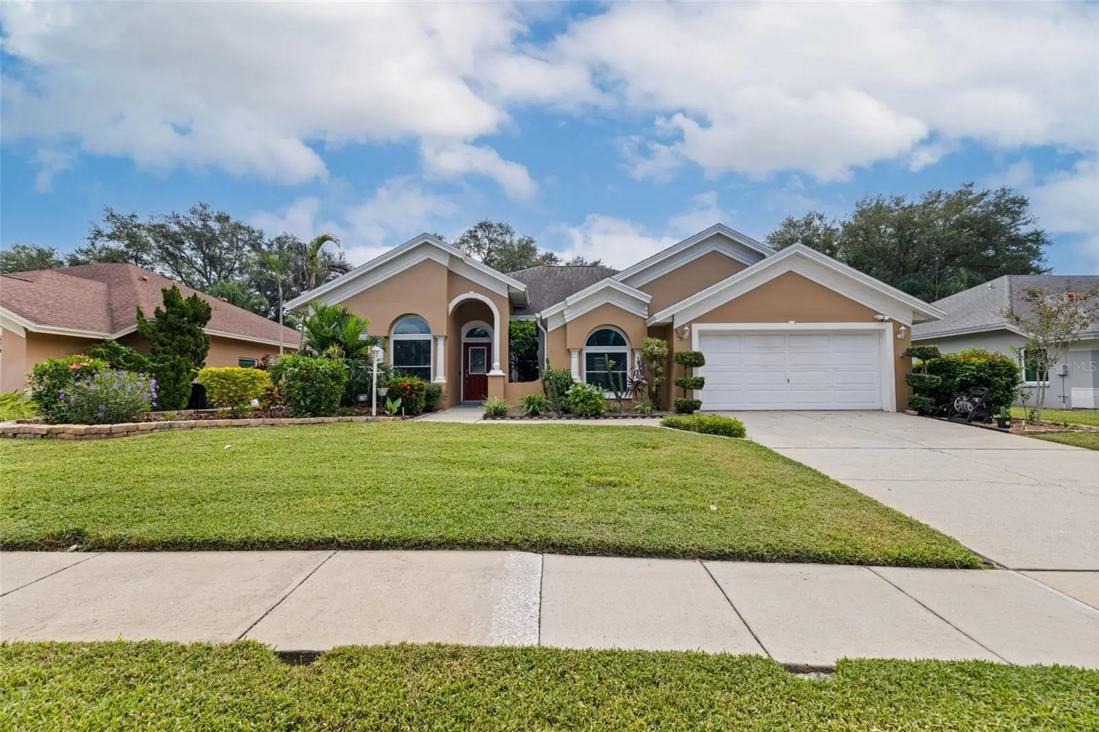 903 Whippoorwill Drive, FL