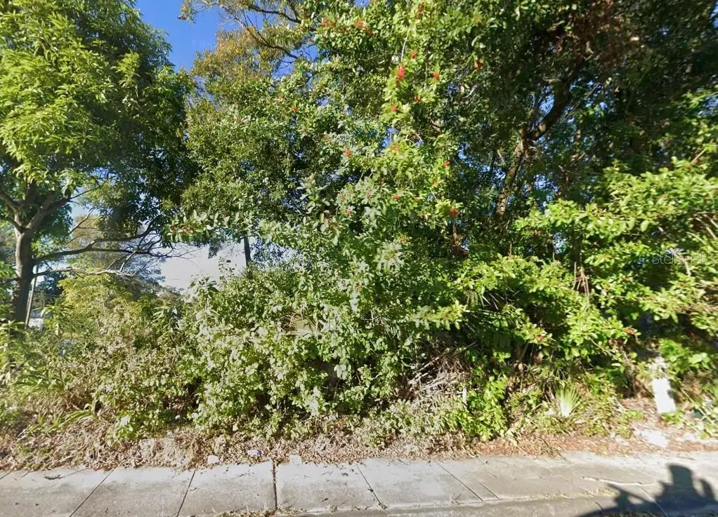 15th Avenue, FL