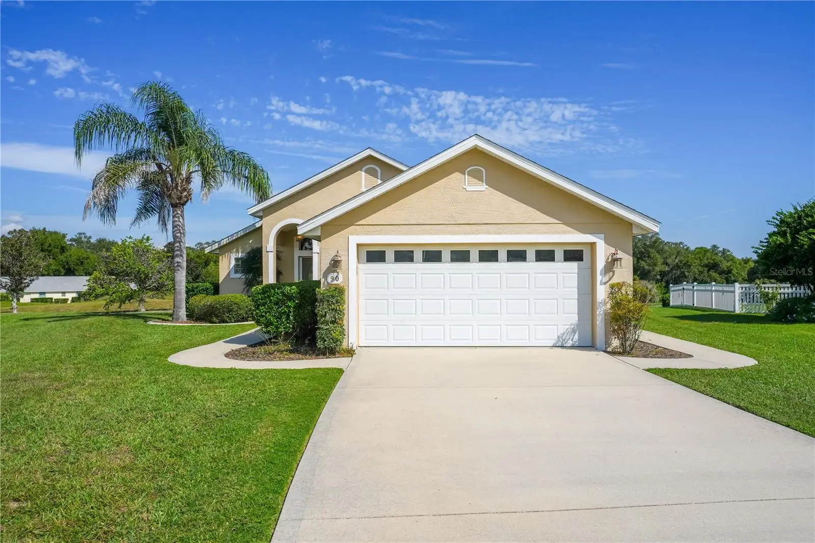 90 Golfview Circle, FL