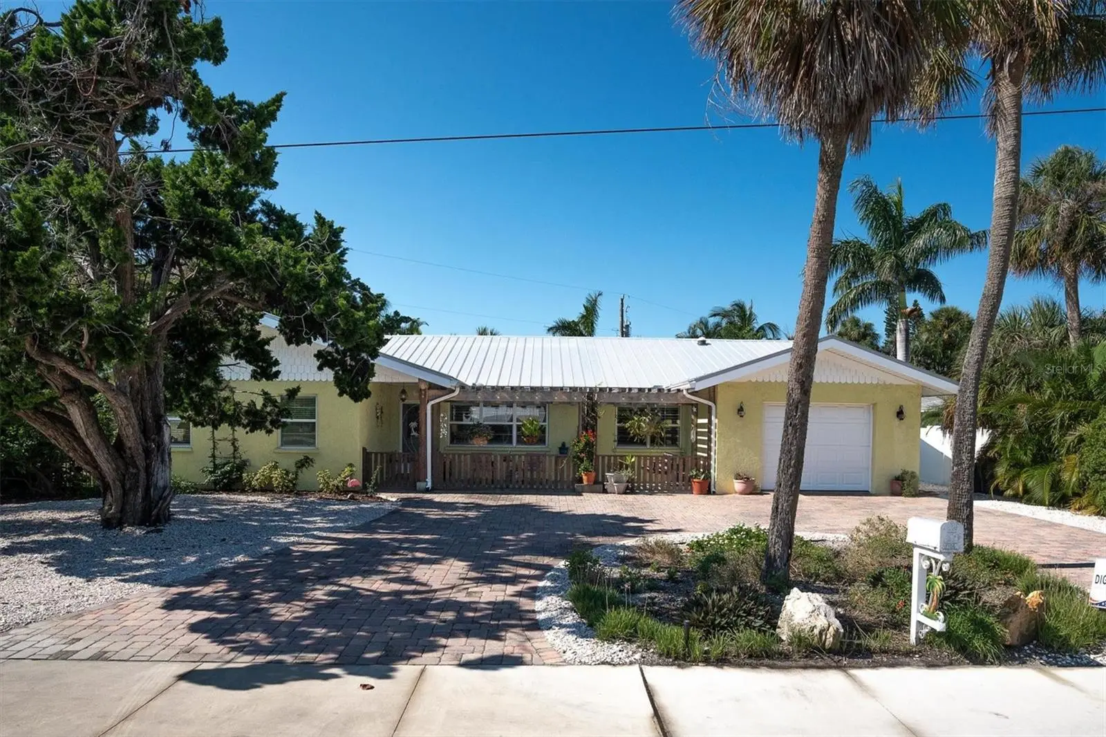 7106 Palm Drive, FL