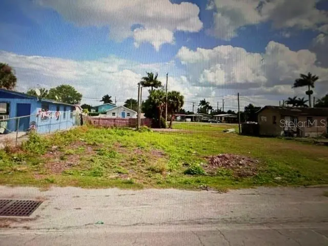 521 5th Street, FL