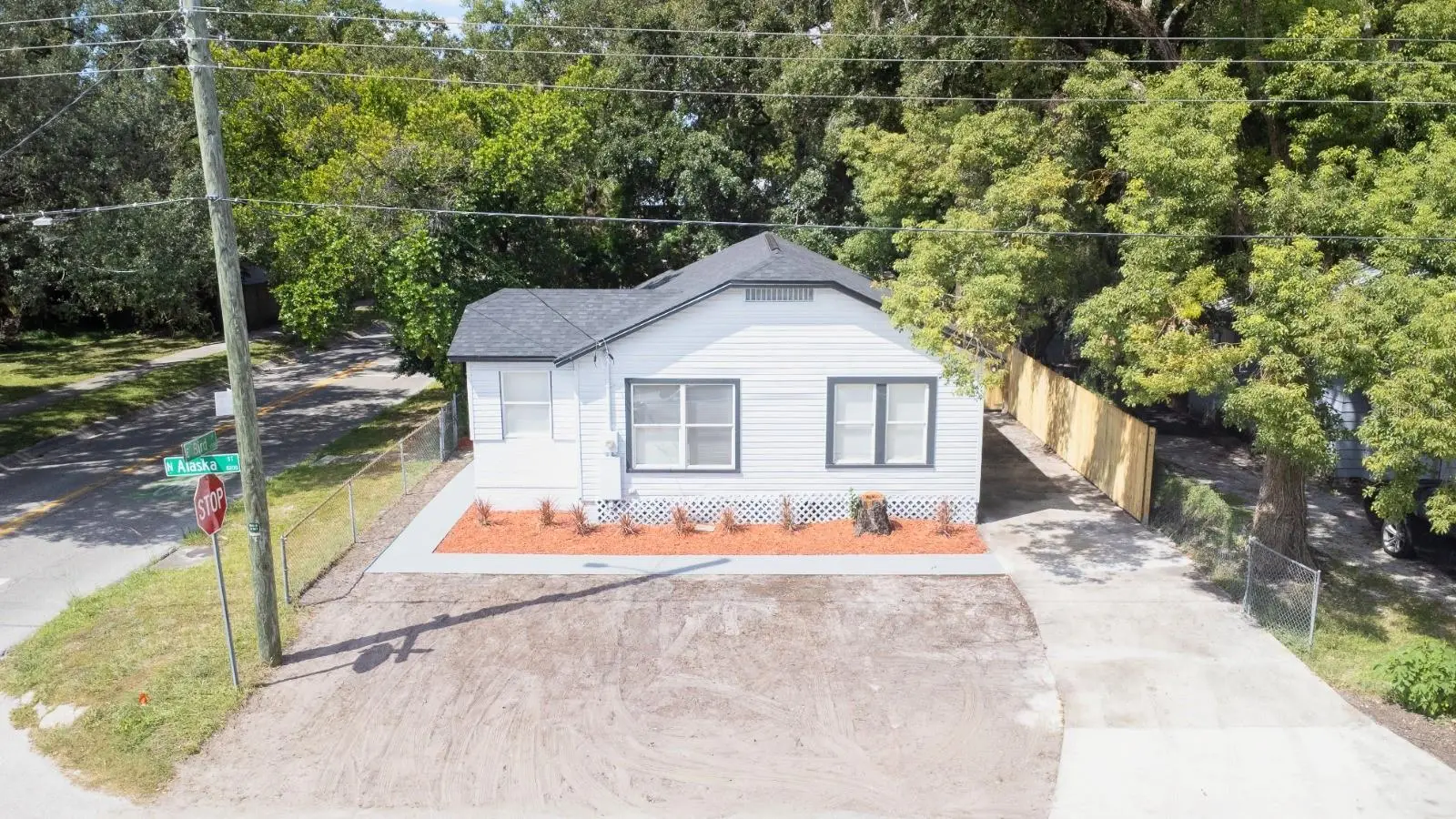 8202 Alaska Street, FL