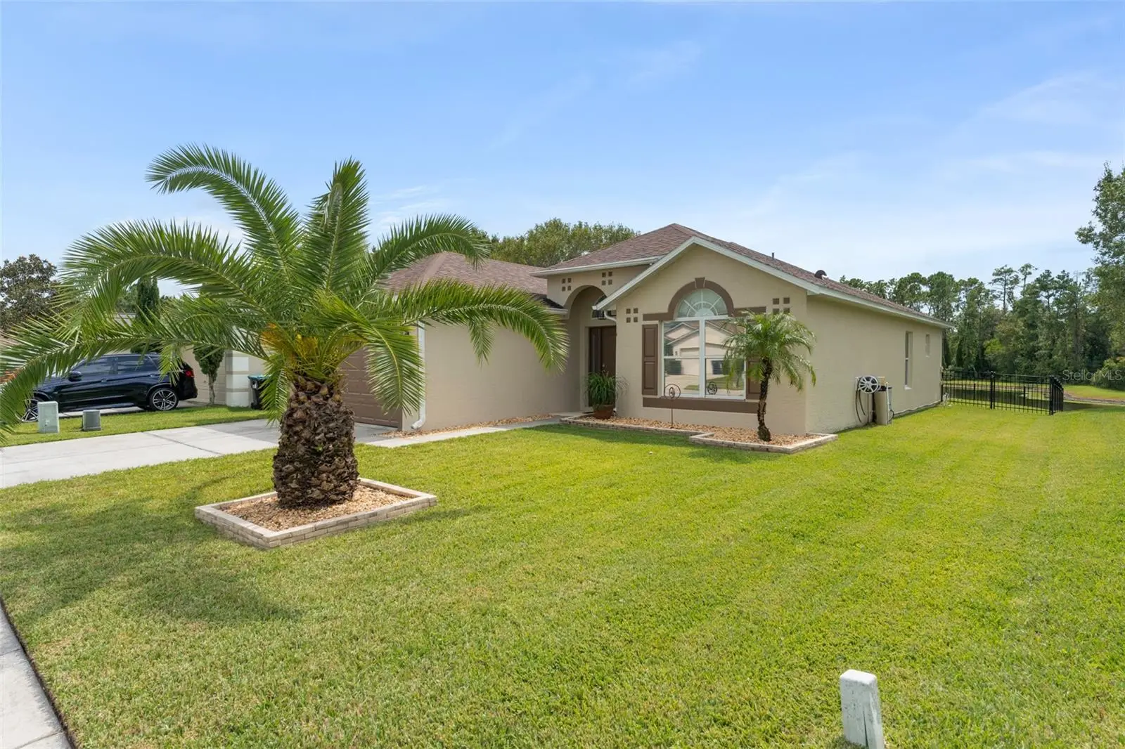 1827 Corner Meadow Circle, FL
