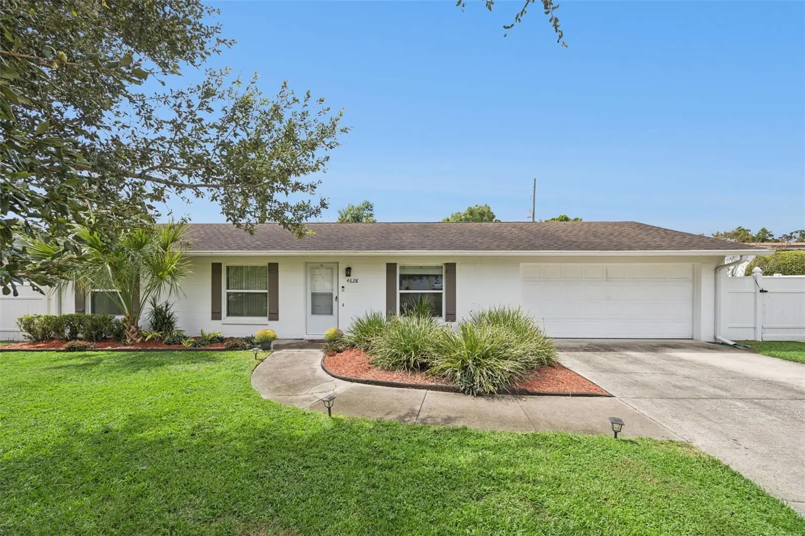 4628 Shore Road, FL