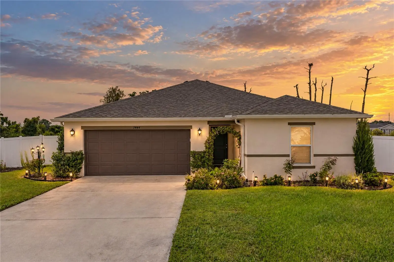 1444 Mattie Pointe Lane, FL