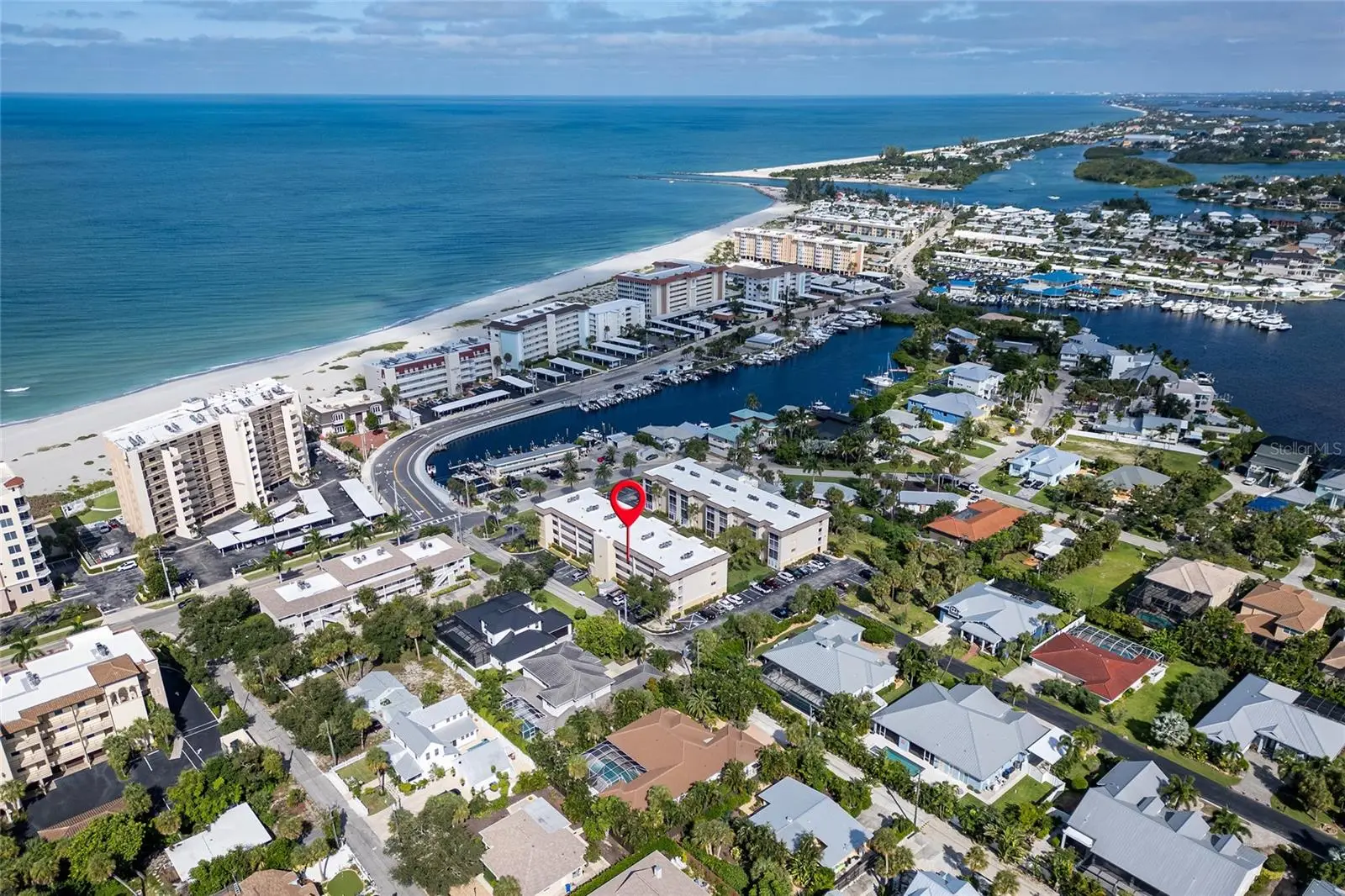 995 Laguna Drive, FL