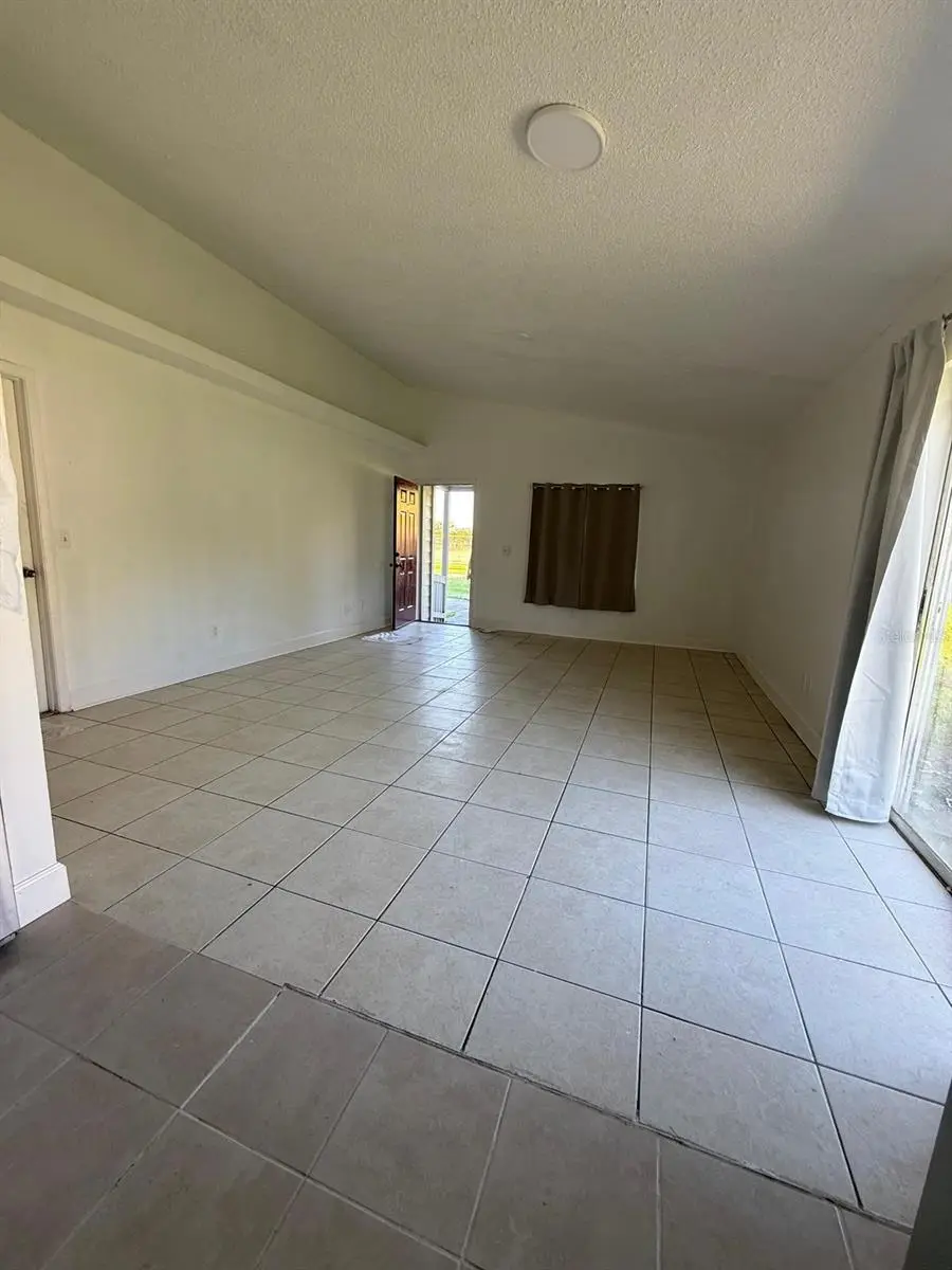 641 Conroy Street, FL