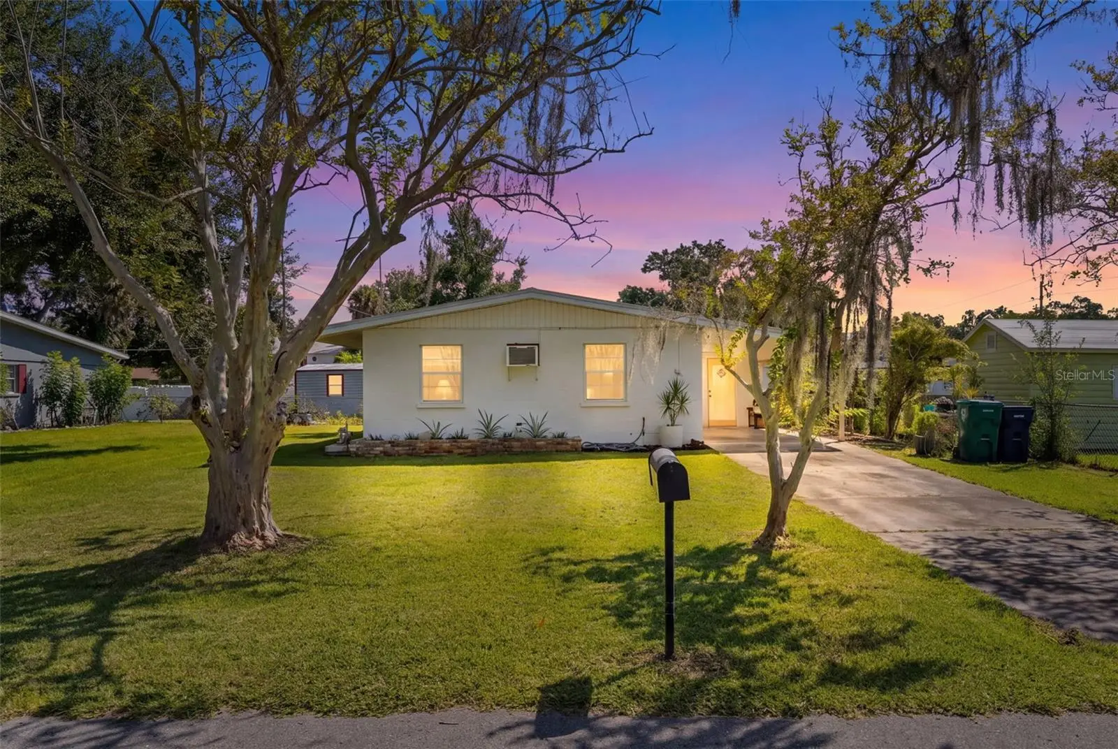 704 19th Avenue, FL