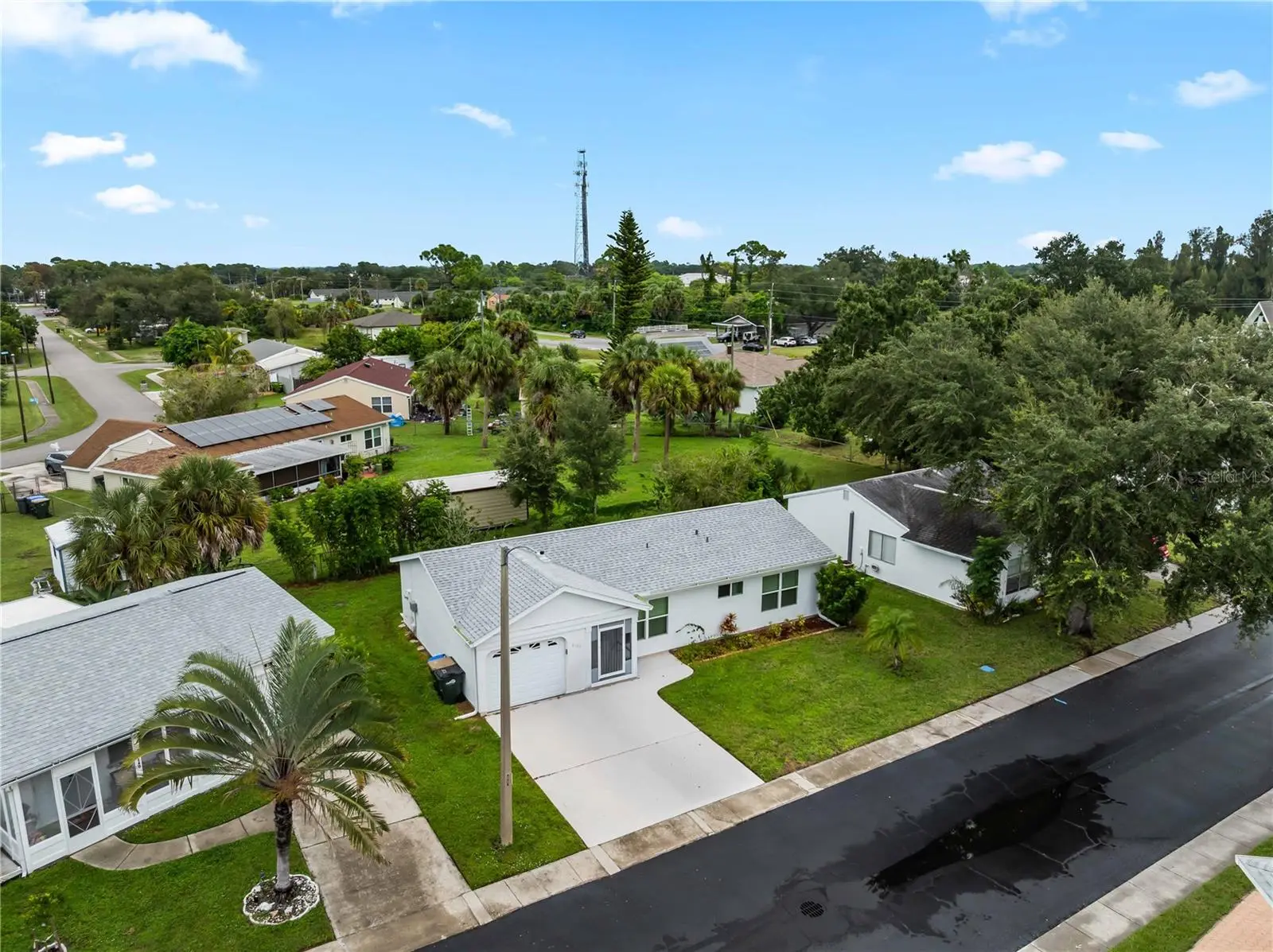 8130 Pickwick Road, FL