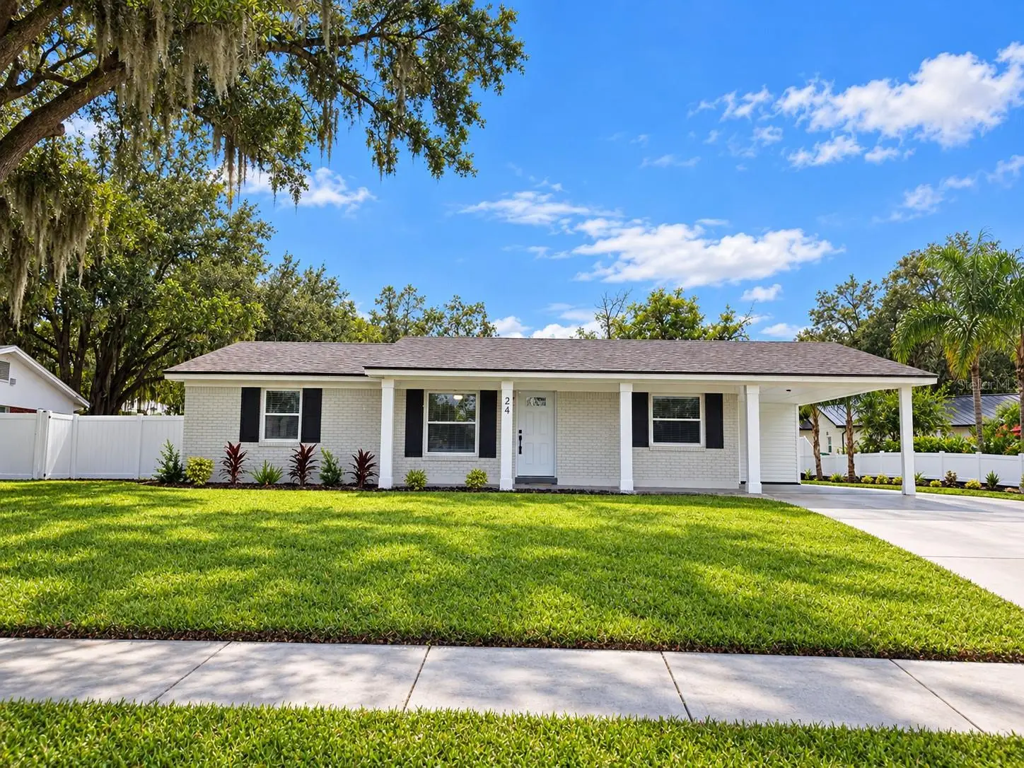 24 Garden Avenue, FL