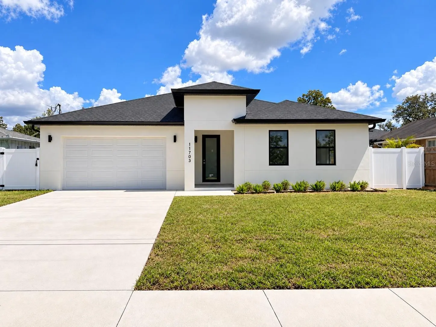 11703 Country Club Place, FL