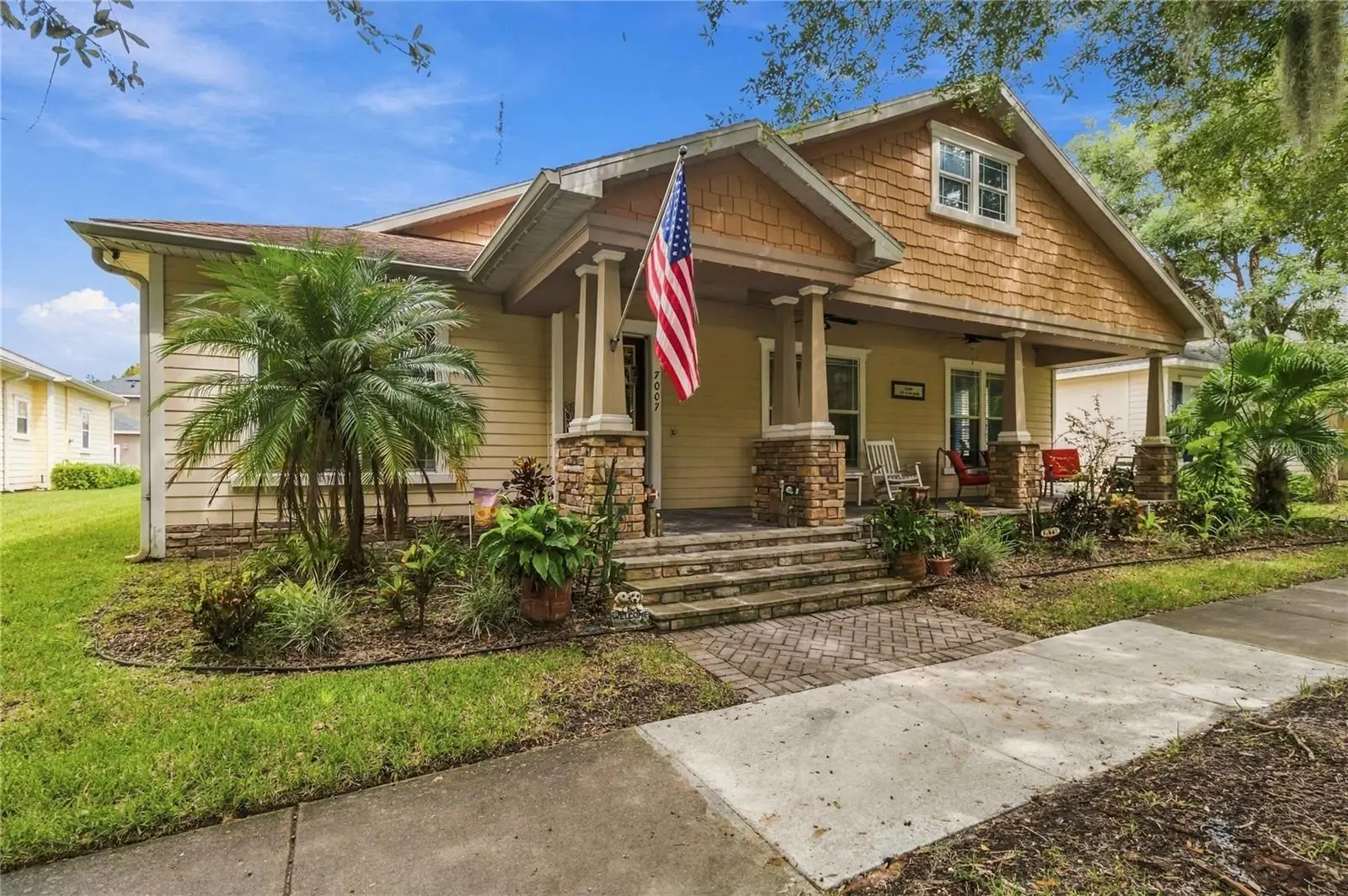 7007 Five Oaks Drive, FL