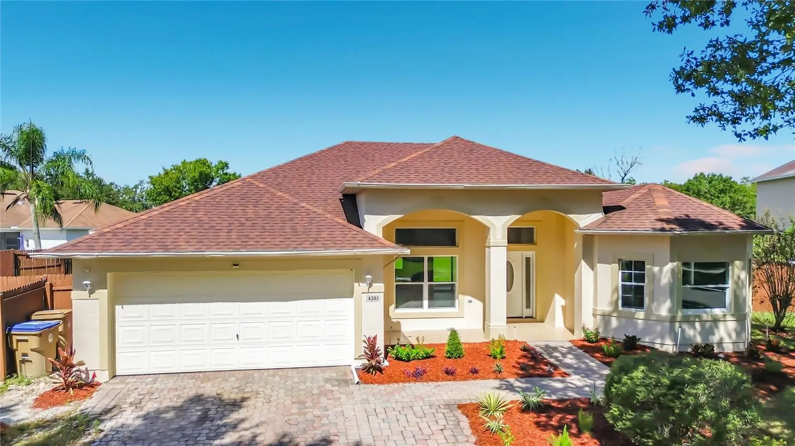 4203 Lugano Court, FL