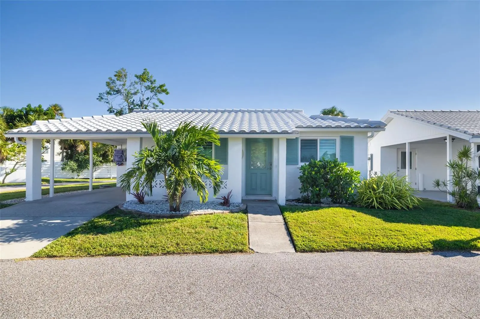 546 Spanish Drive, FL