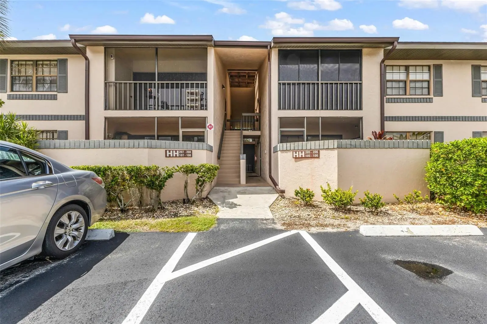 19505 Quesada Avenue, FL