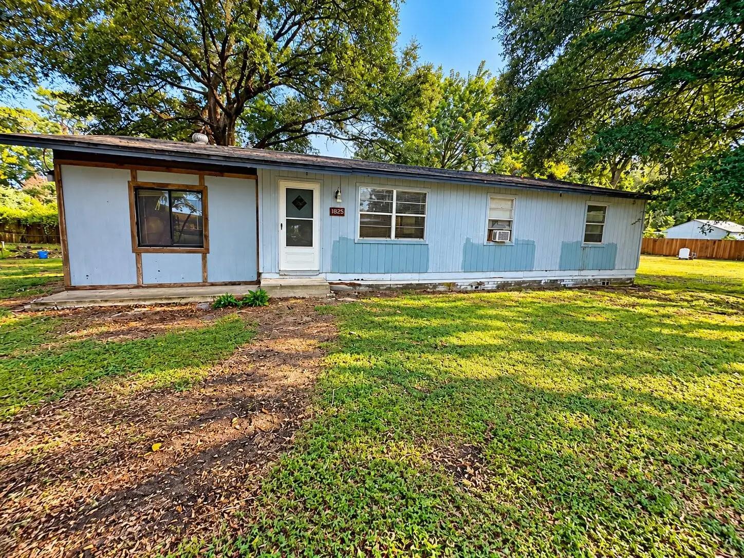 1825 Huggins Drive, FL