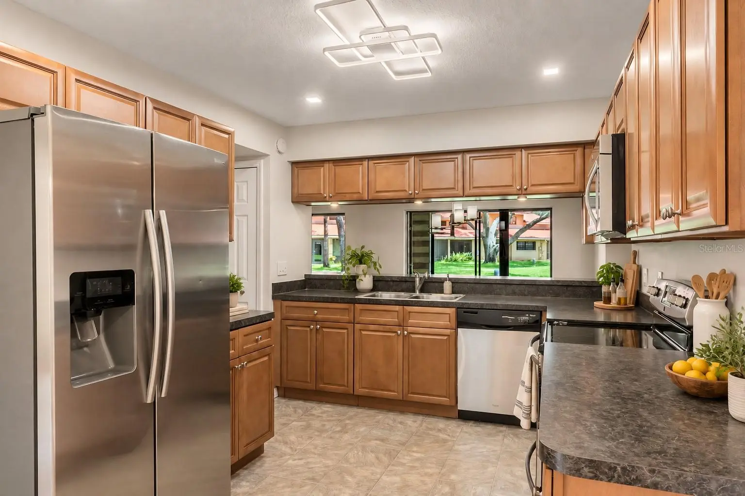 8235 Ambrose Cove Way, FL