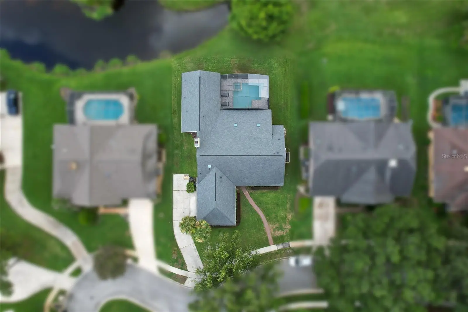 434 Twisting Pine Circle, FL