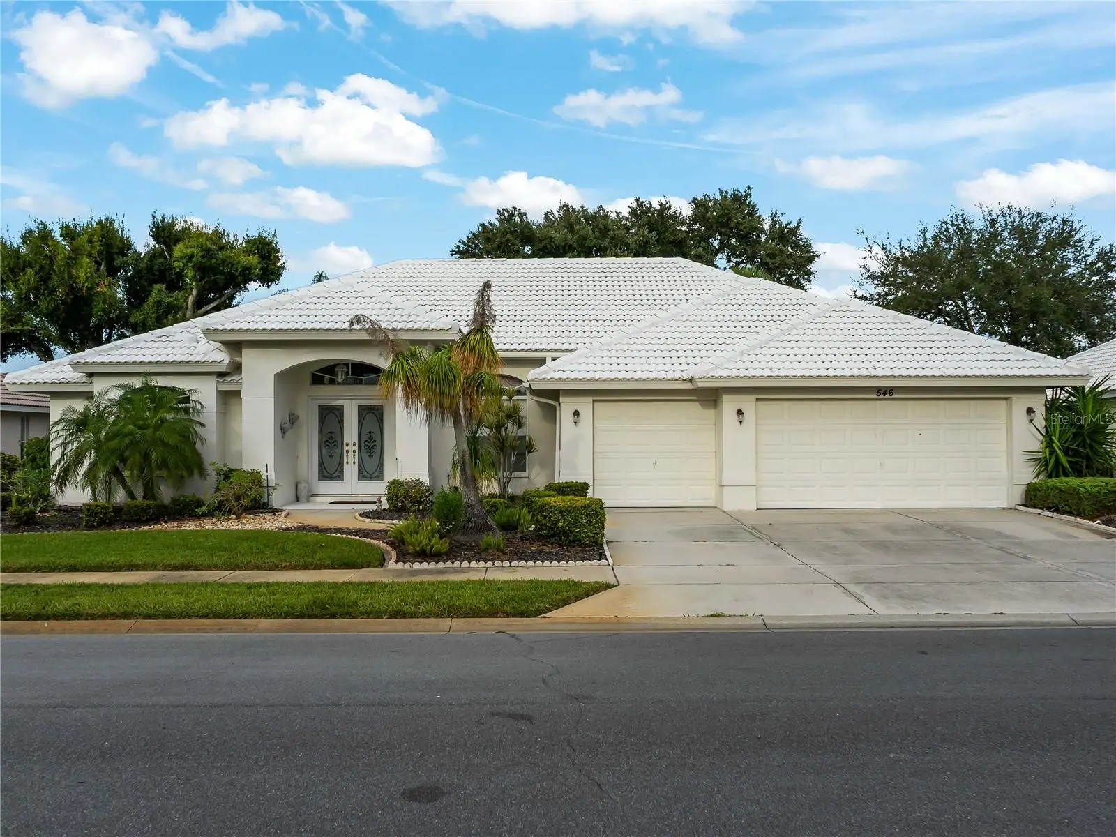 546 Laurel Cherry Lane, FL