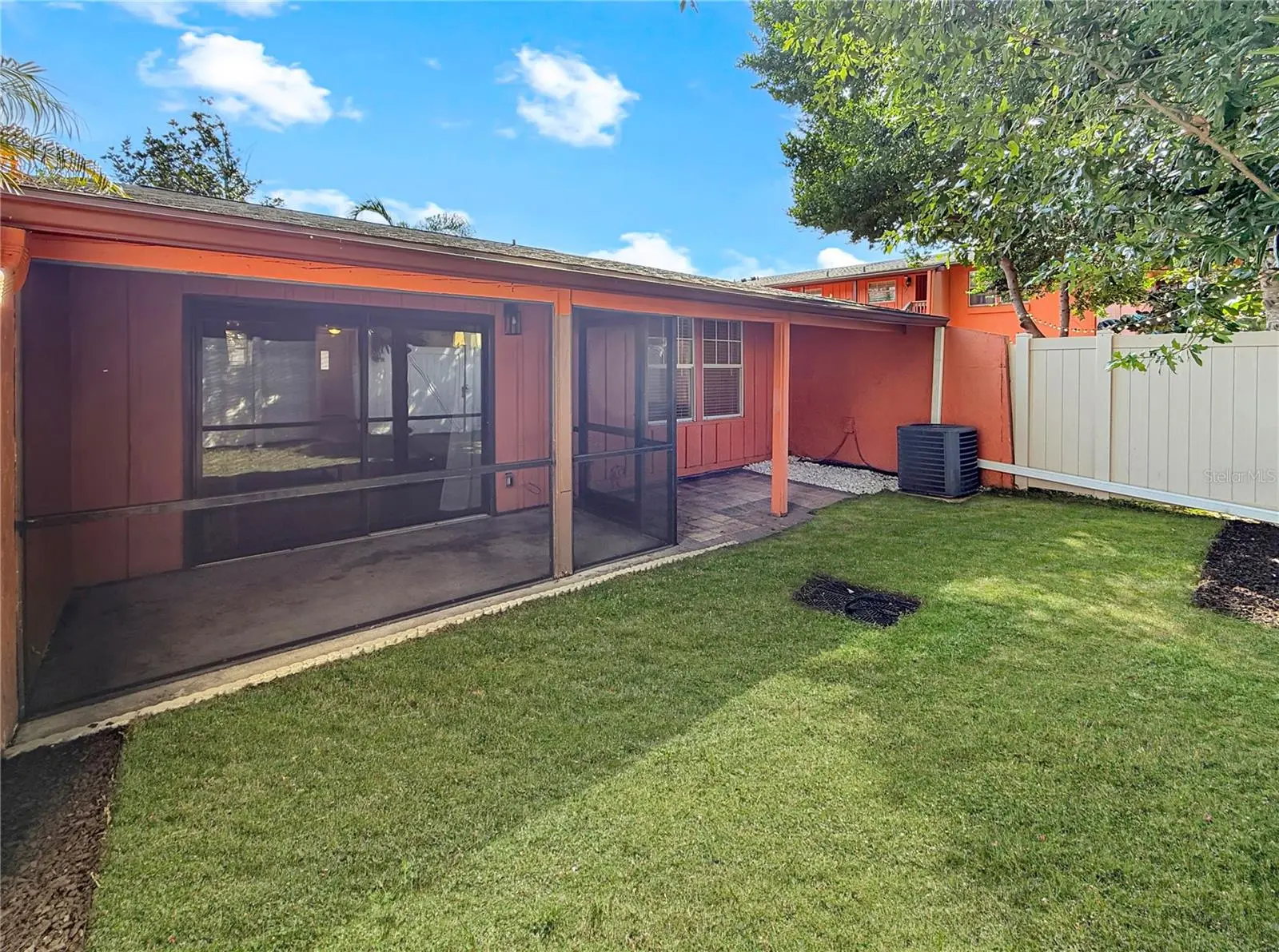 732 Michigan Street, FL