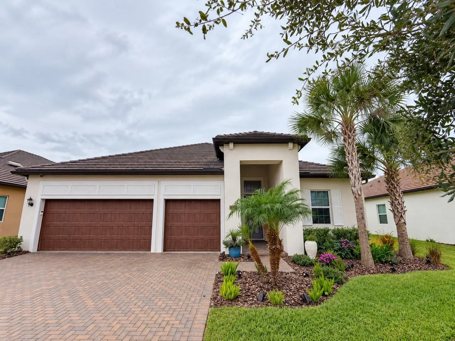 17022 Forge Surf Street, FL
