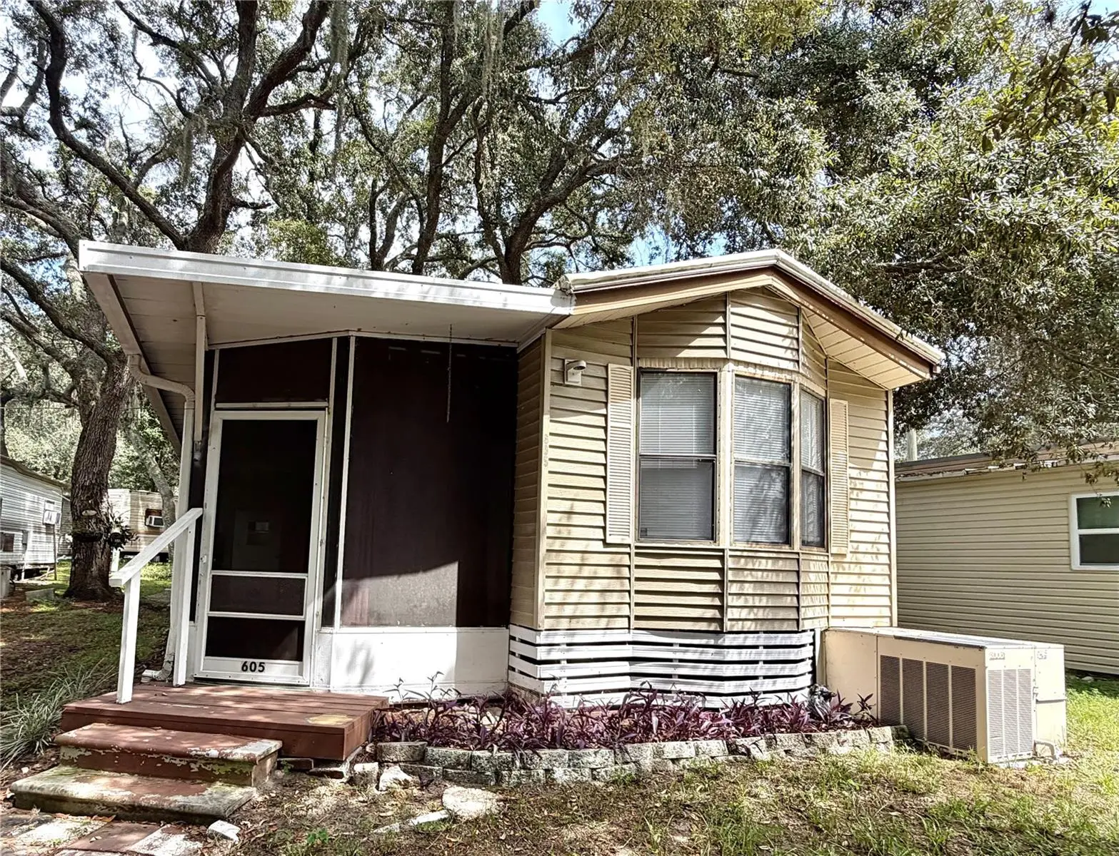 3000 Clarcona Road, FL